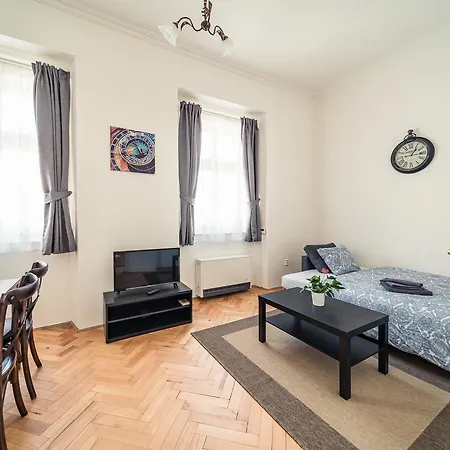 St. George Apartment *