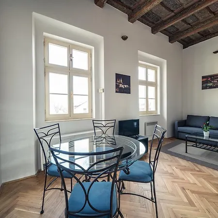 St. George Apartment *